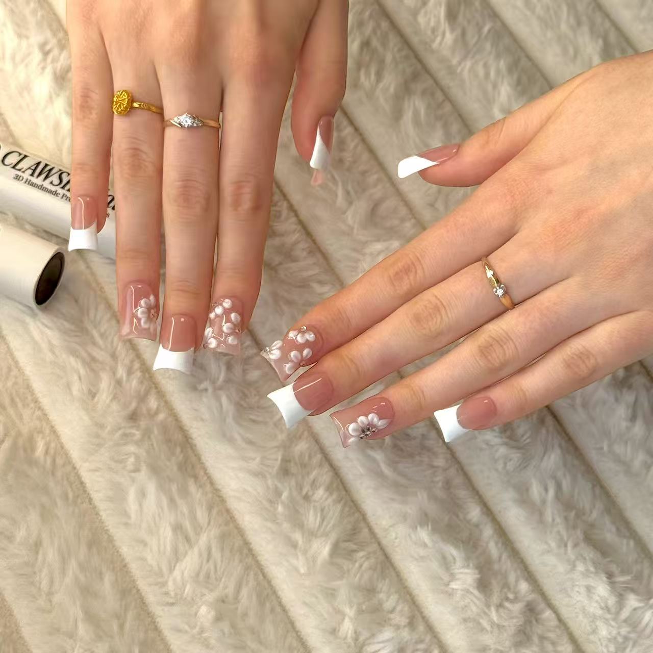 CLAWSIE French tip "Lilya"press-on nails with 3D floral design close up