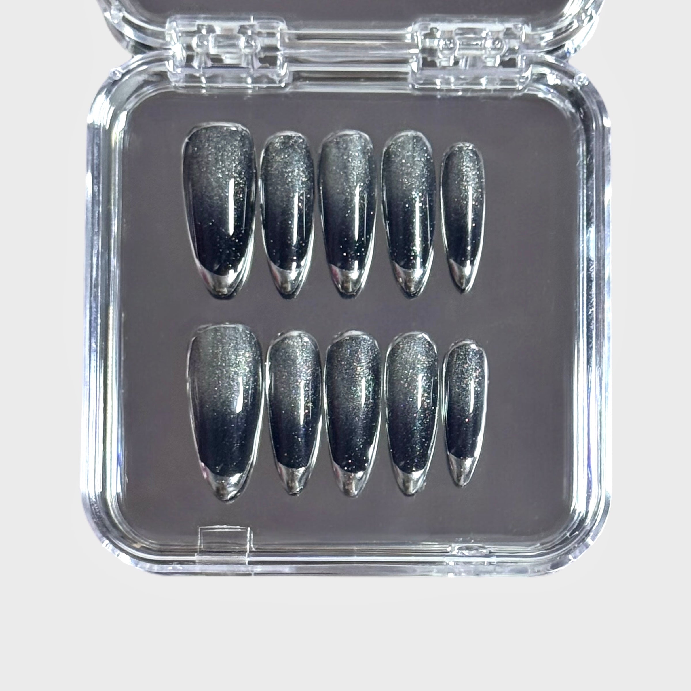 Black&Almond-French-Cat Eye