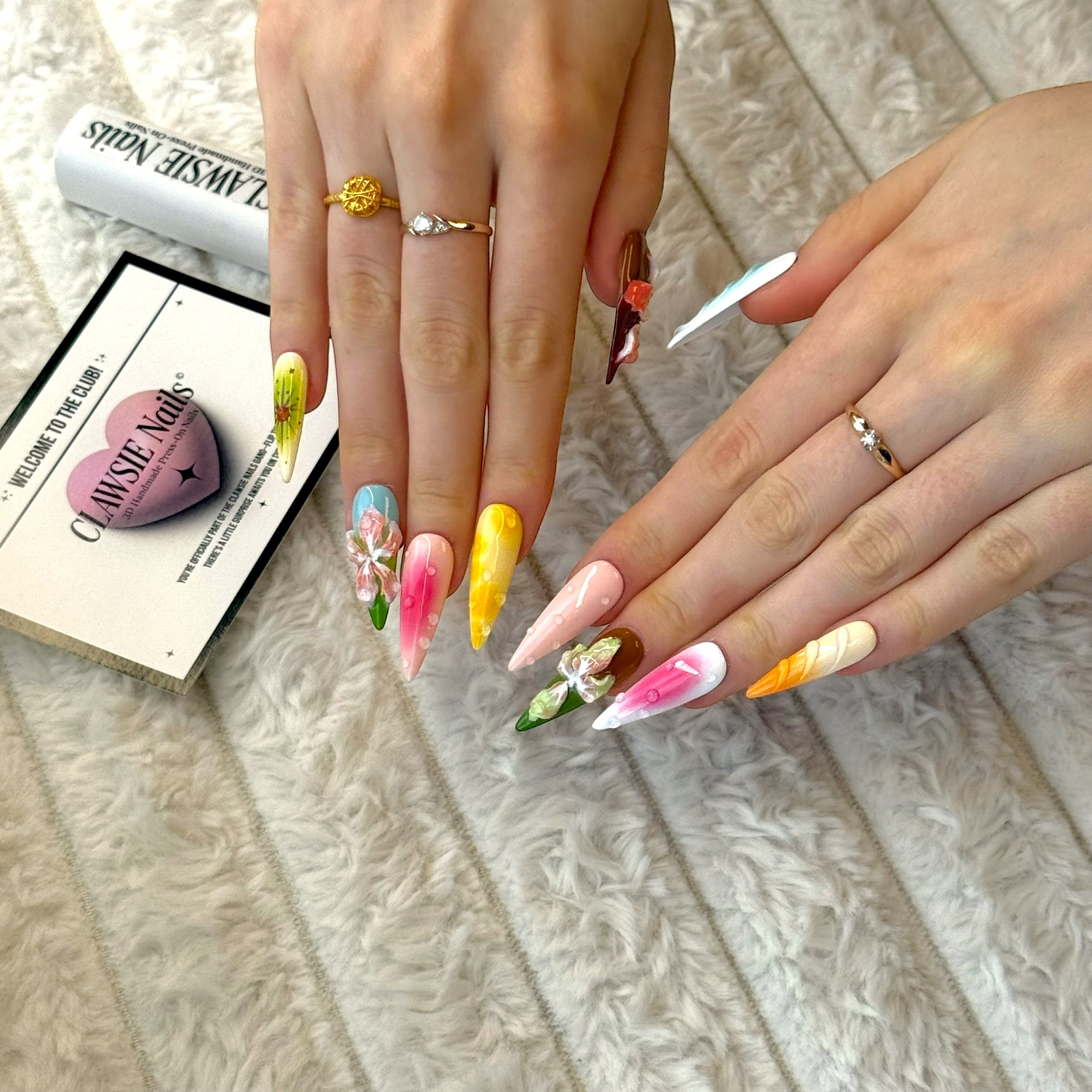 Island Petals (Stiletto)