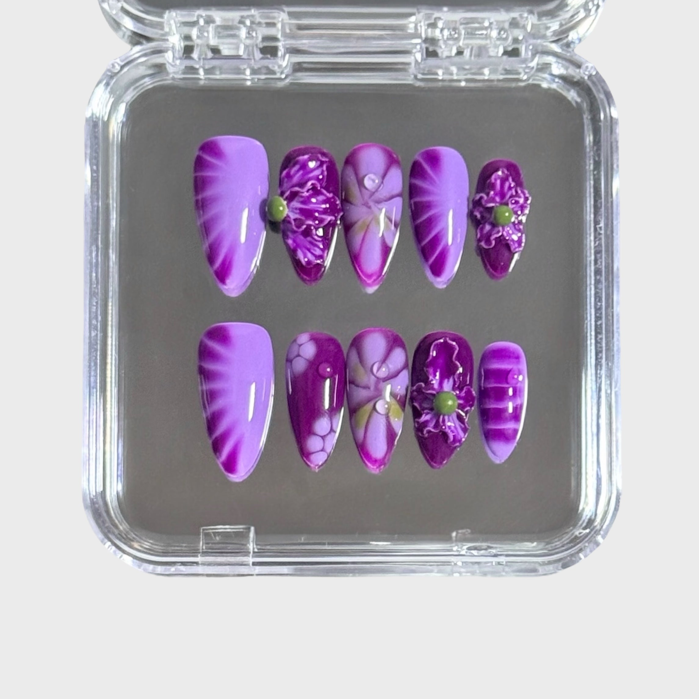 Violet Whisper (Almond)