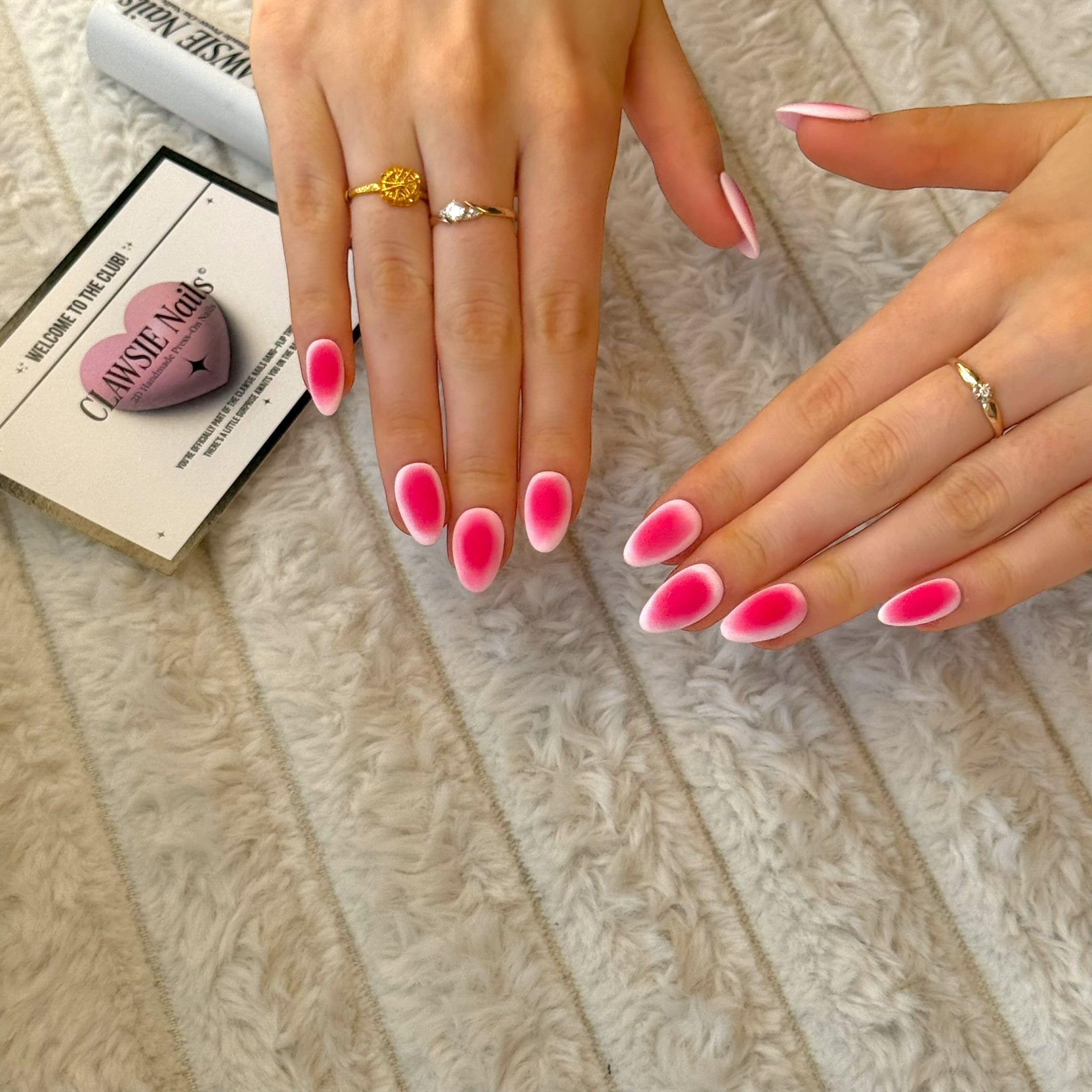 Pink Whisper (Almond)