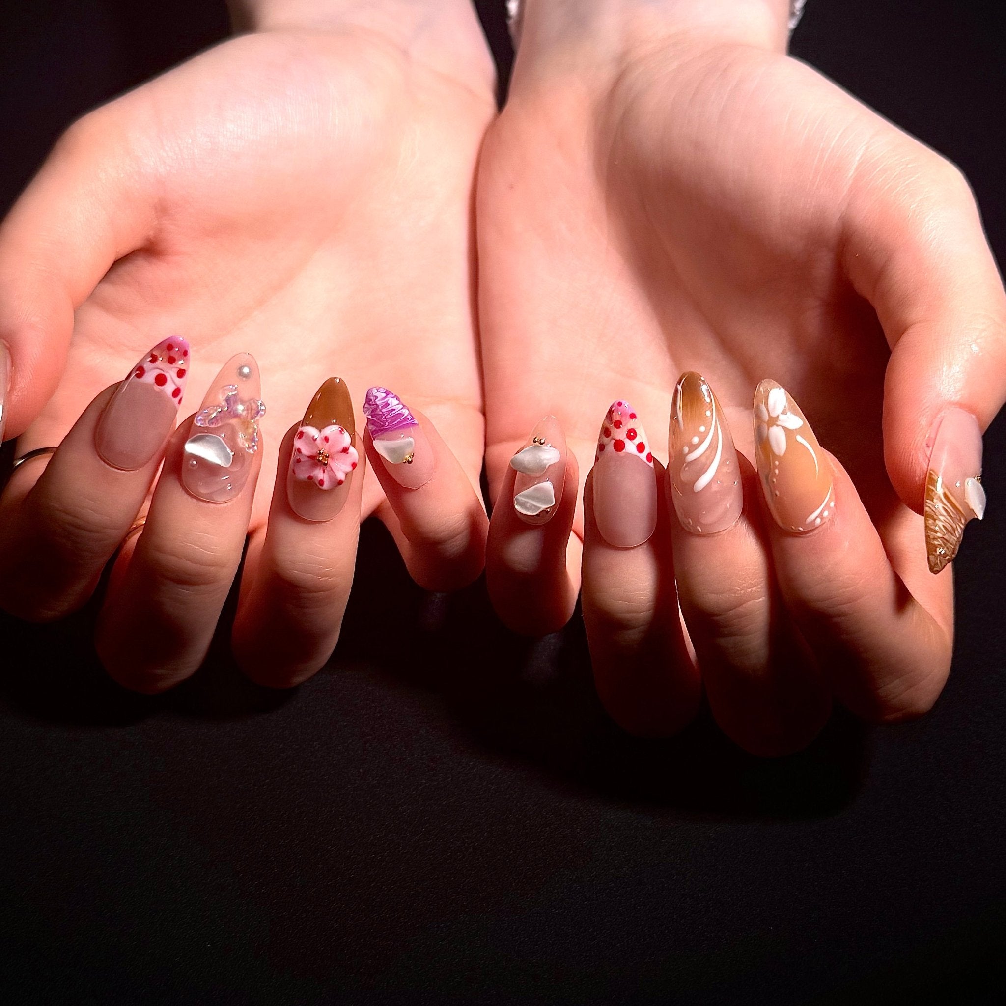 Afternoon Shells&Blossoms (Almond) | Press - on Nails by CLAWSIE