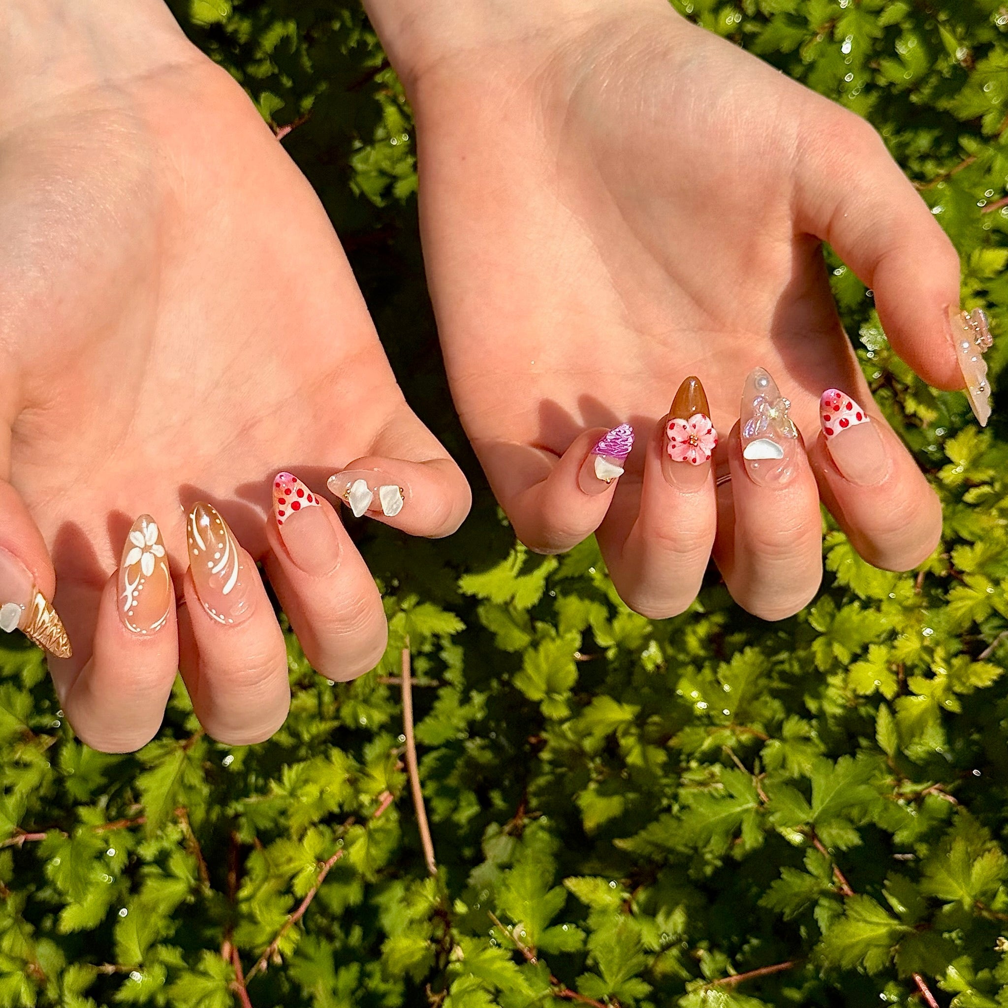 Afternoon Shells&Blossoms (Almond) | Press - on Nails by CLAWSIE