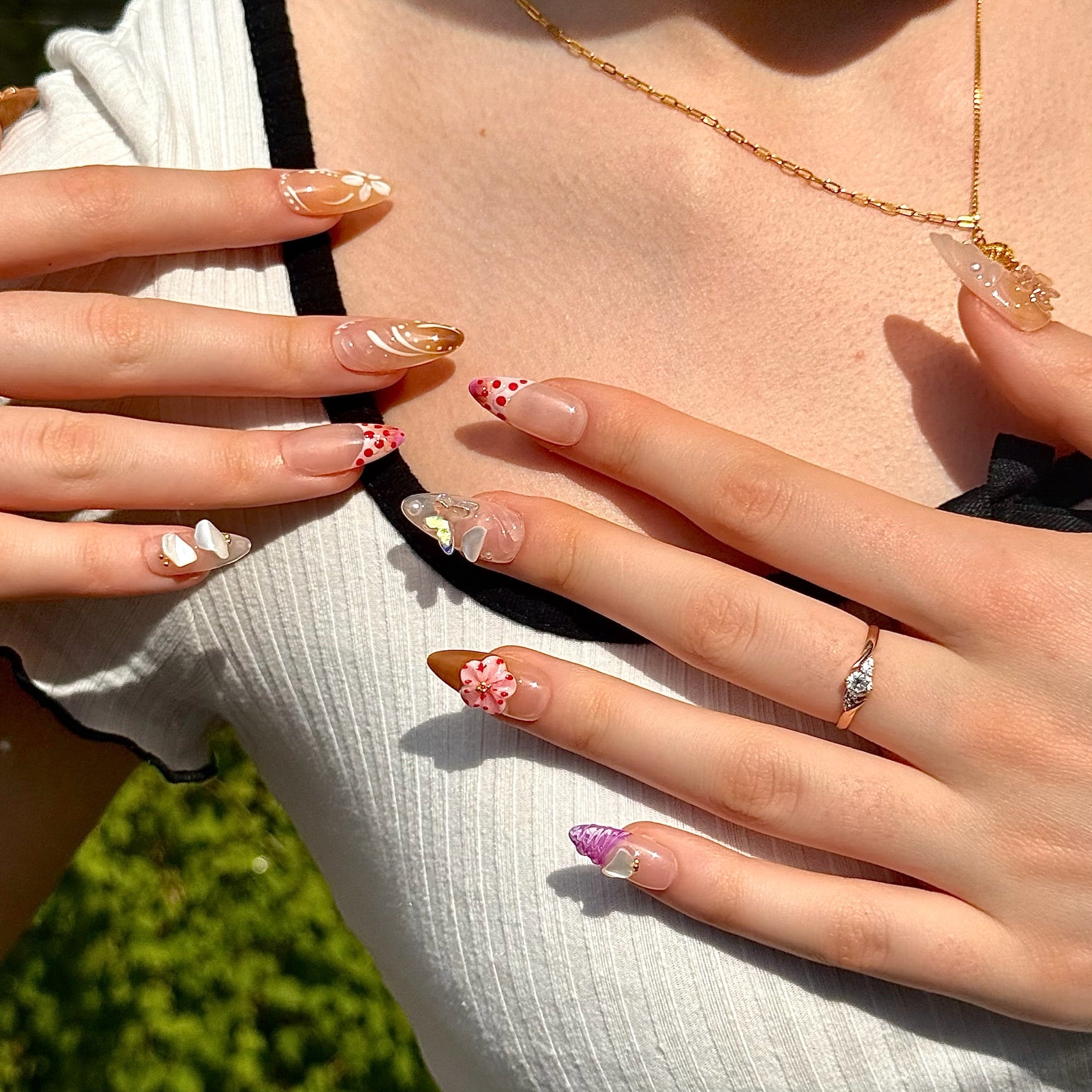 Afternoon Shells&Blossoms (Almond) | Press - on Nails by CLAWSIE