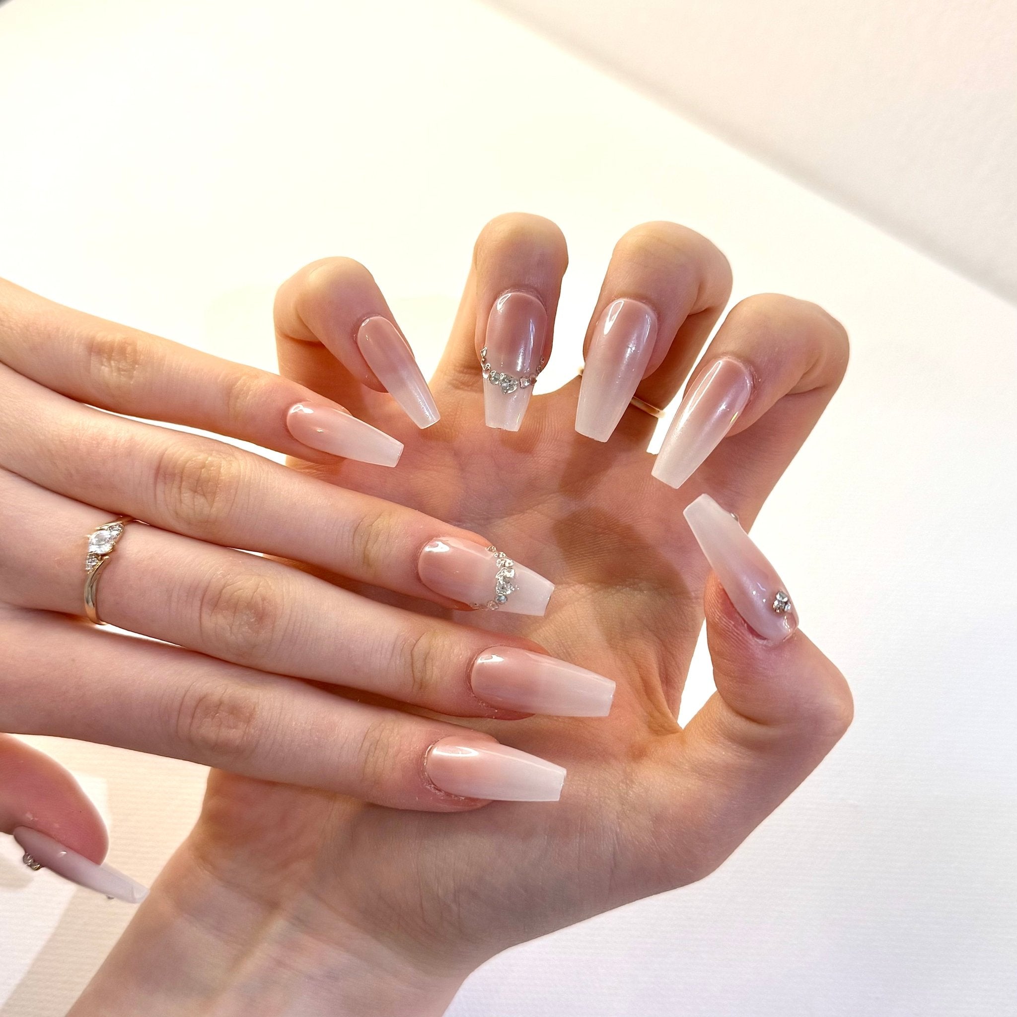 Angel's light (Ballerina - Short) | Press - on Nails by Clawsie
