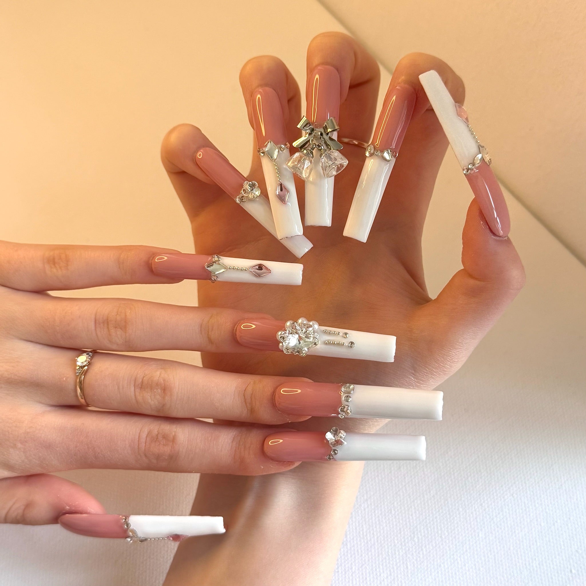 B - 026 - Pink White Crystal (3XL - Square) | Press - on Nails by Clawsie
