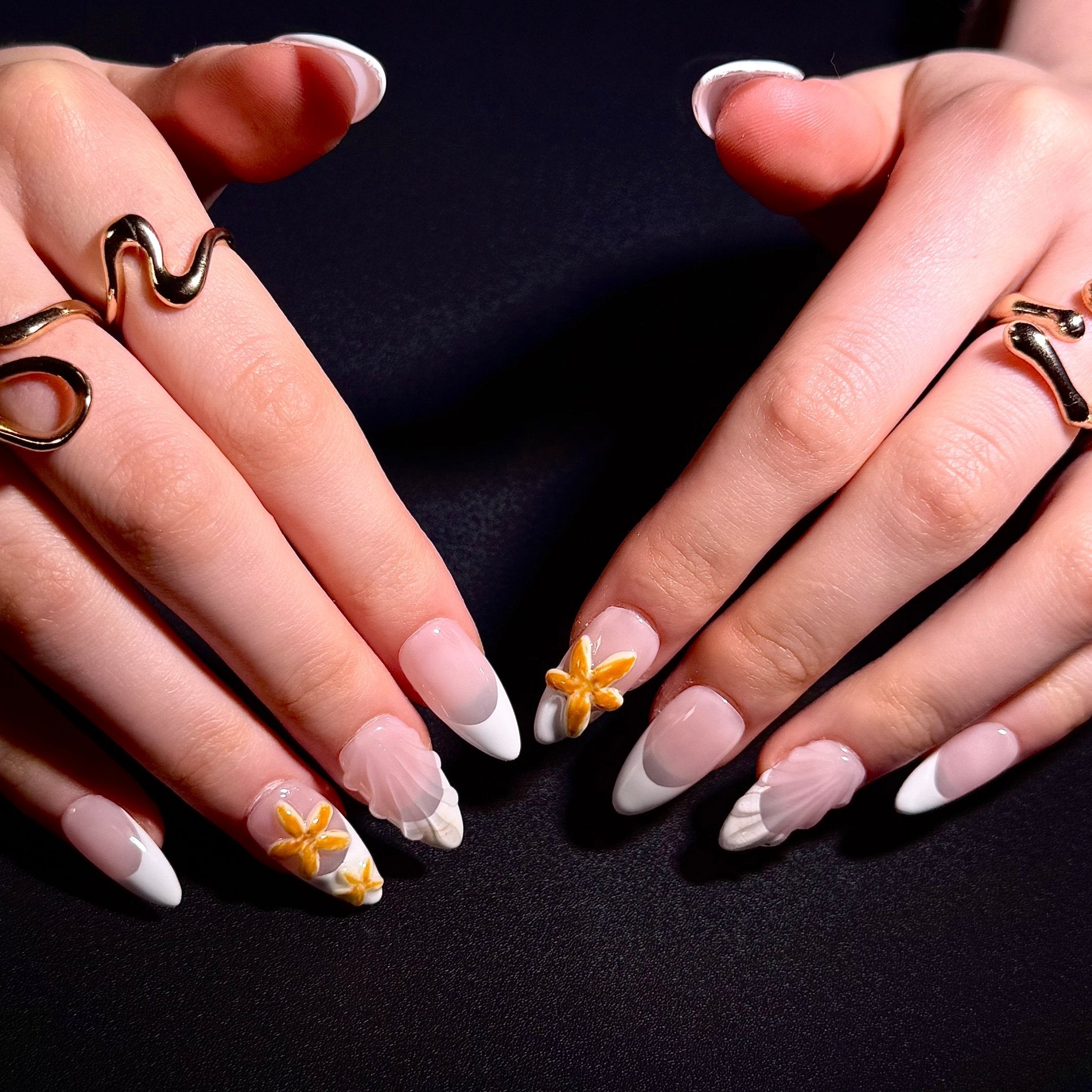 Beach Shell (Almond) | Press - on Nails by CLAWSIE