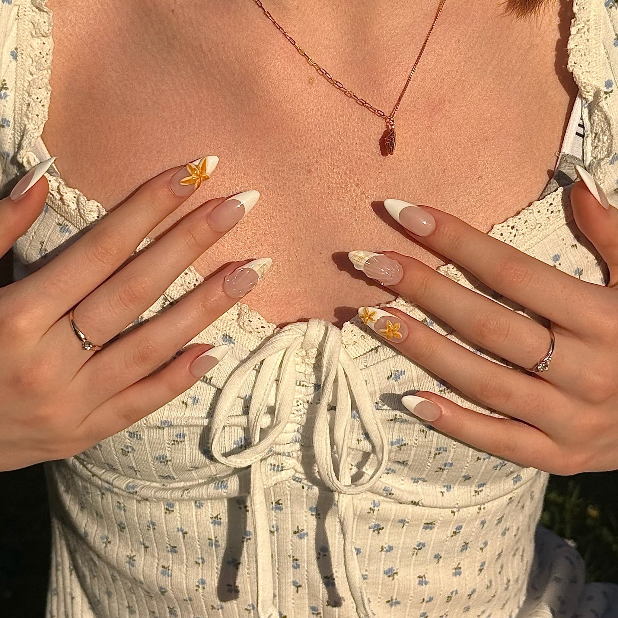 Beach Shell (Almond) | Press - on Nails by CLAWSIE