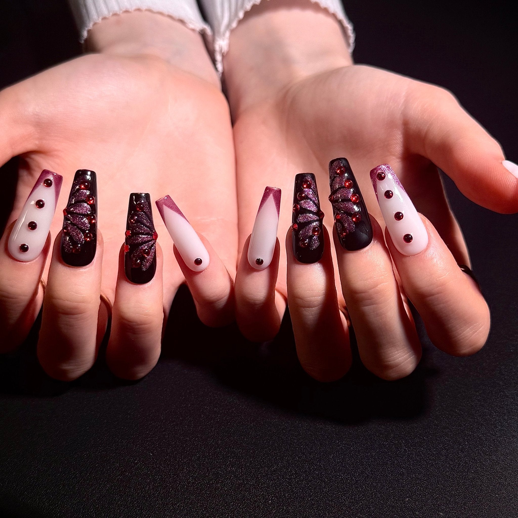Dark Red Butterfly - 078 (Coffin) | Press - on Nails by CLAWSIE