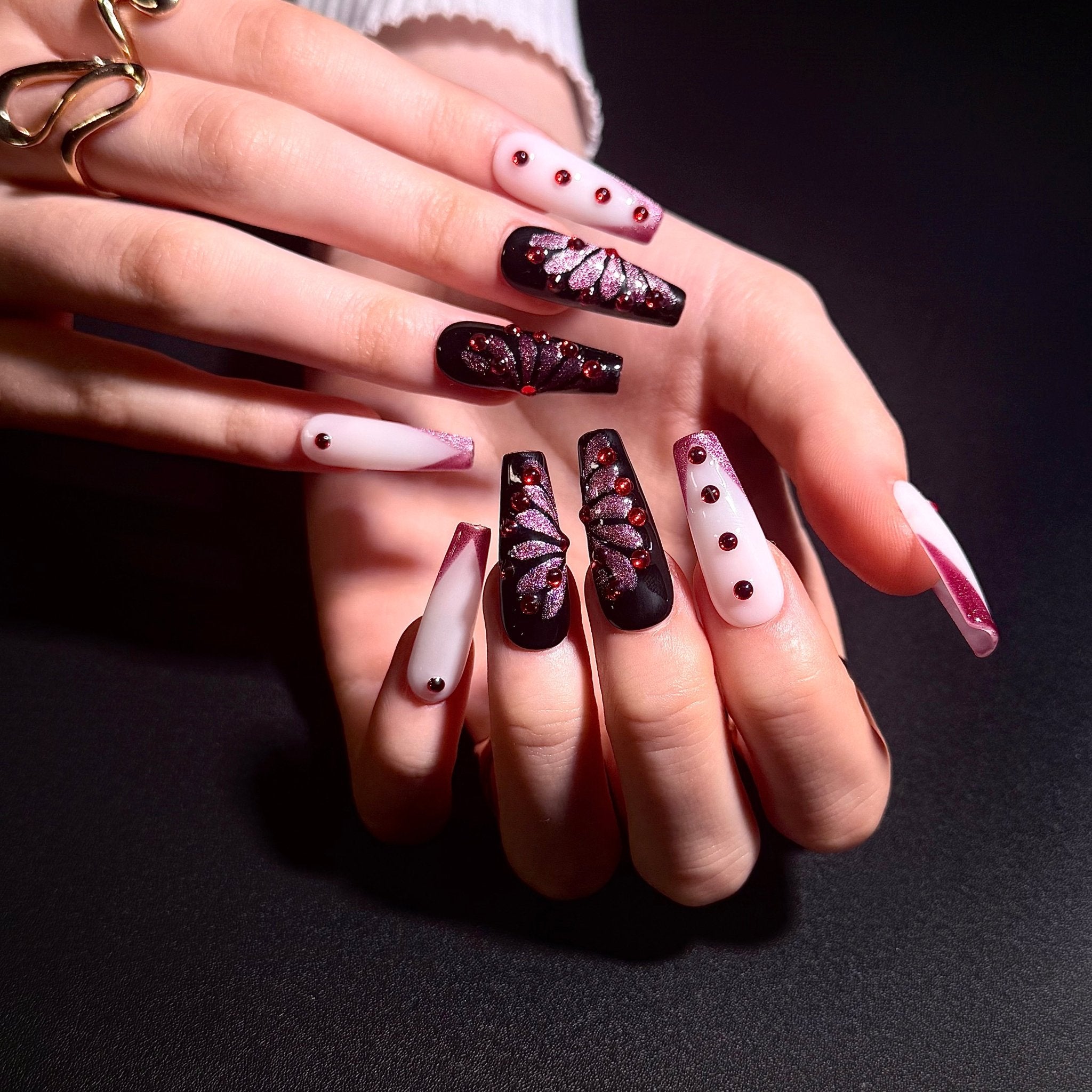 Dark Red Butterfly - 078 (Coffin) | Press - on Nails by CLAWSIE