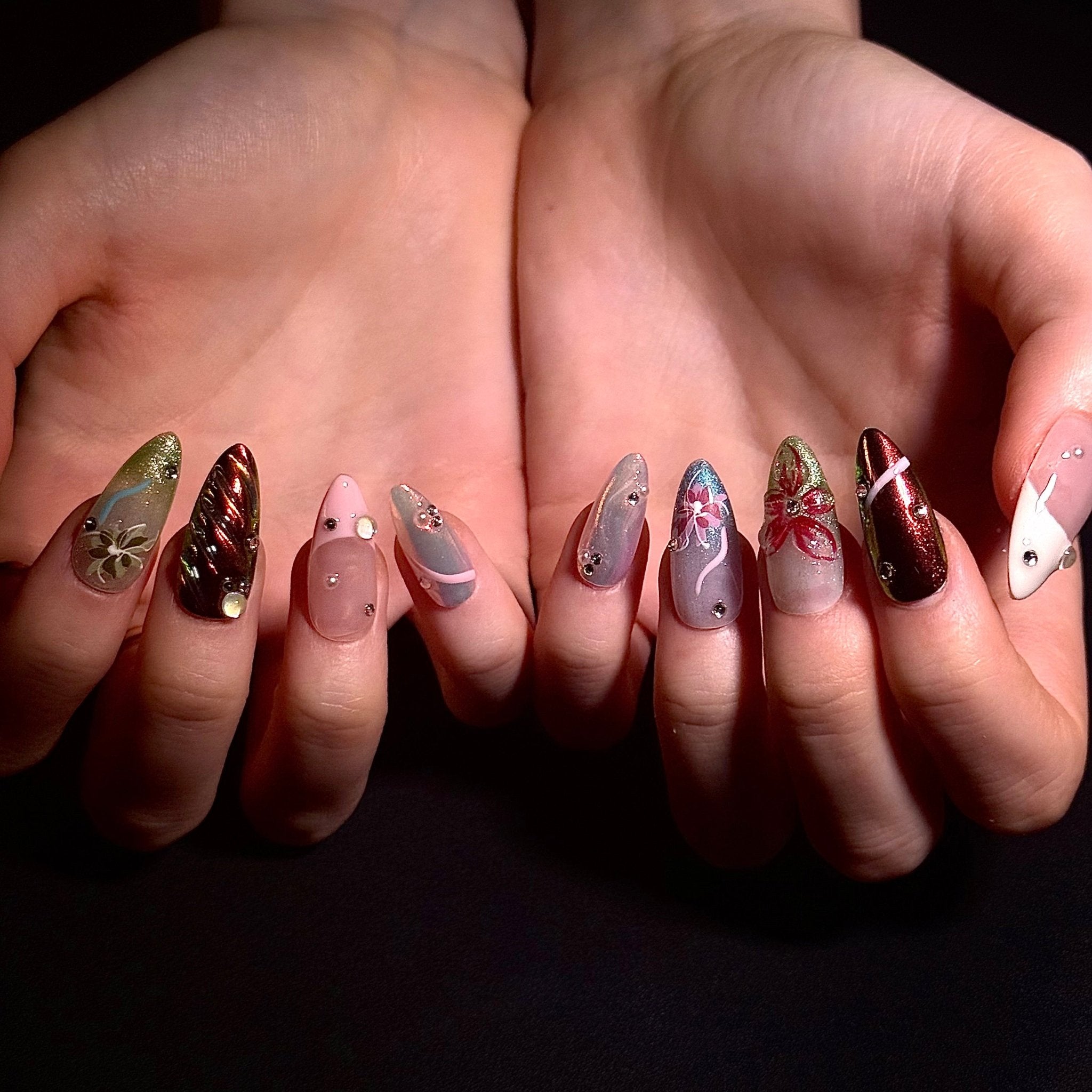 Gleam Bloom (Almond) | Press - on Nails by CLAWSIE