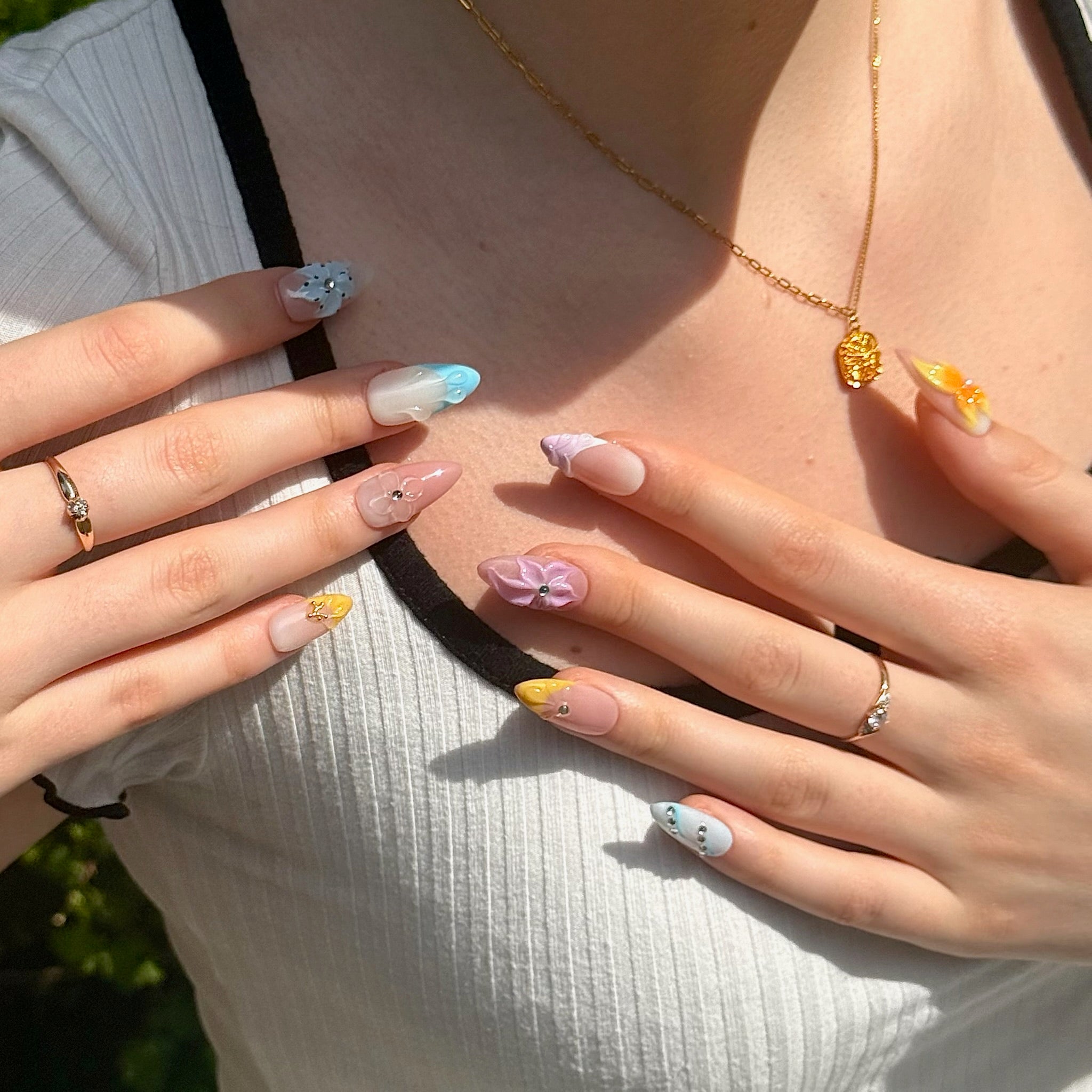 Ocean Bloom Mood (Almond) | Press - on Nails by CLAWSIE