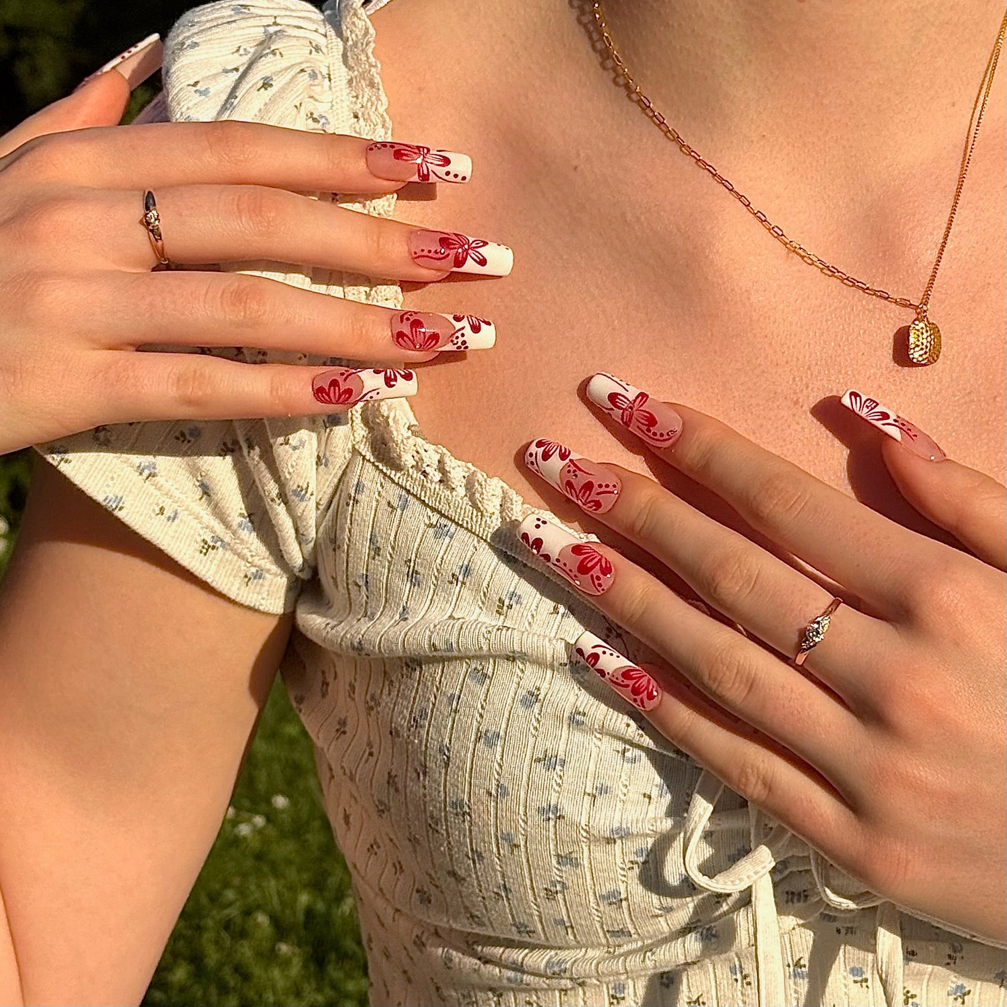 Red Cherry Blossoms (Square) | Press - on Nails by CLAWSIE