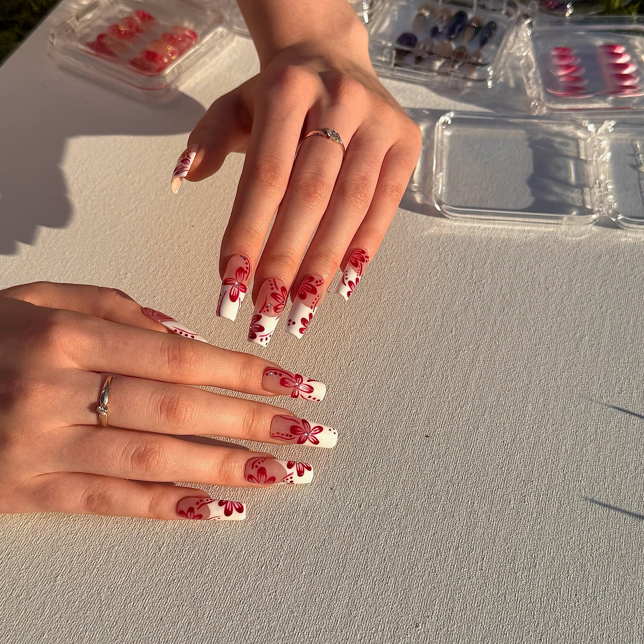 Red Cherry Blossoms (Square) | Press - on Nails by CLAWSIE