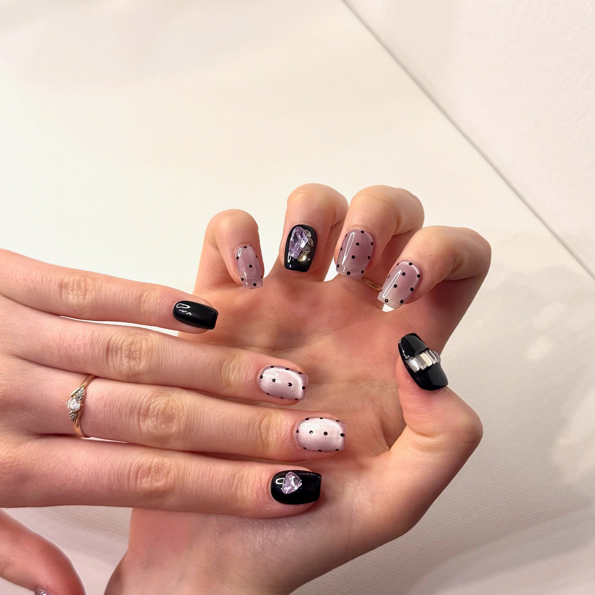 Utopia（Short - Square） | Press - on Nails by Clawsie