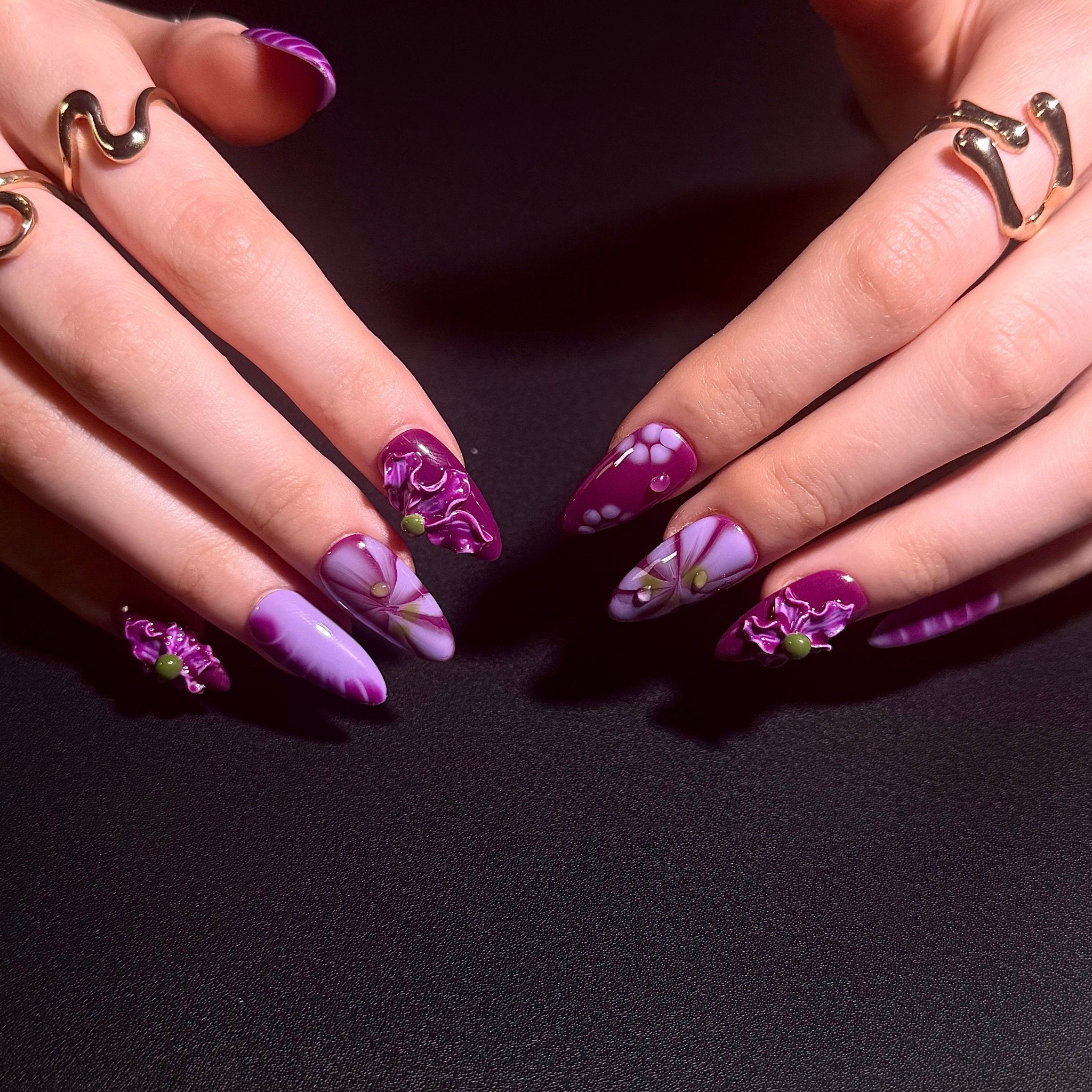 Violet Whisper (Almond) | Press - on Nails by CLAWSIE